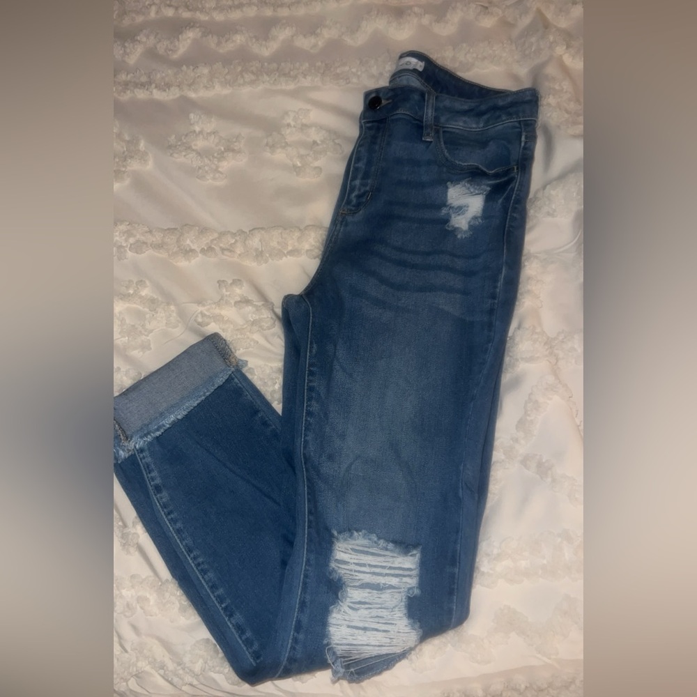 Cello size 9 ripped jeans very soft and comfortable